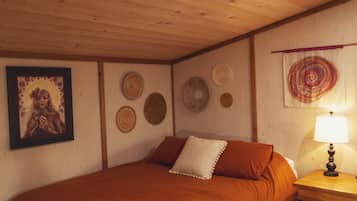 Traditional Cabin, Non Smoking, Shared Bathroom | Kemudahan bilik