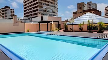 Apartemen | Kolam renang | Kolam renang outdoor musiman