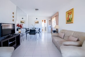 Televisión 40 pulgadas con canales de televisión vía satélite