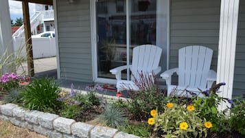 Economy Studio Suite, 1 Bedroom | Terrace/patio