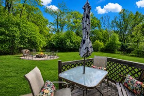 Outdoor dining - "Family-Friendly Getaway with Hot Tub - 4BR Home!" (Hot Springs)