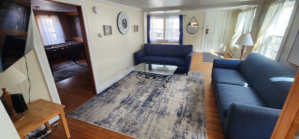 Family House | Living room