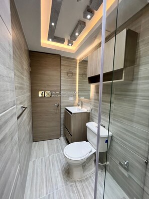Towels, soap, toilet paper