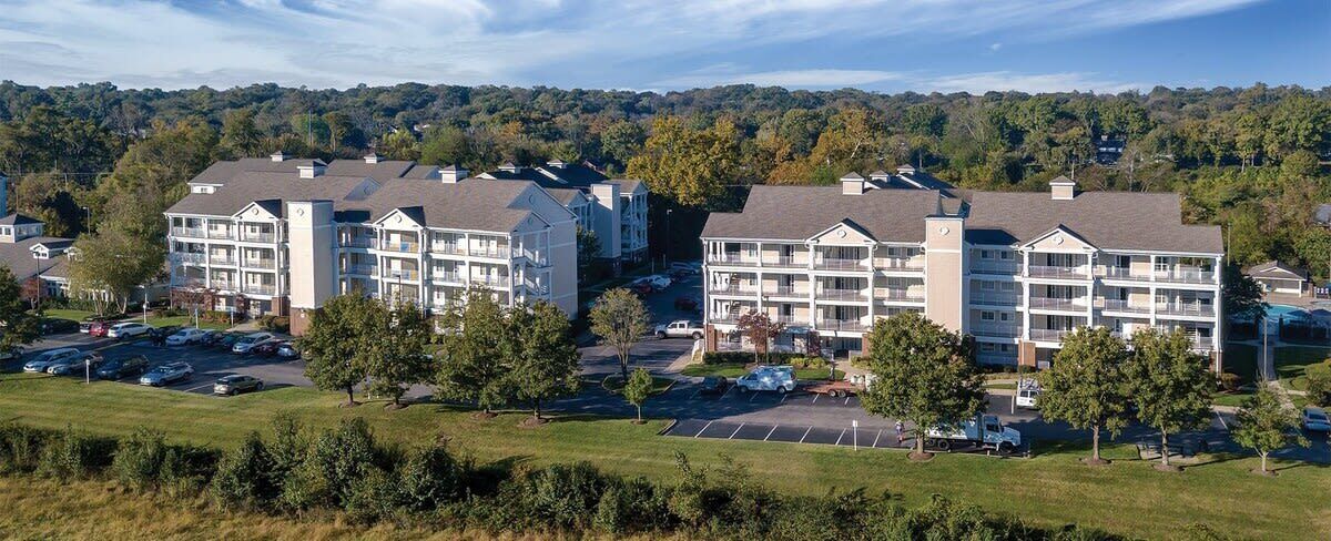 3br LO Spacious Condo on the River in Music City!