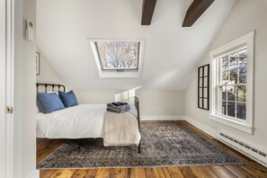 2 chambres, fer et planche à repasser, Wi-Fi gratuit, draps fournis