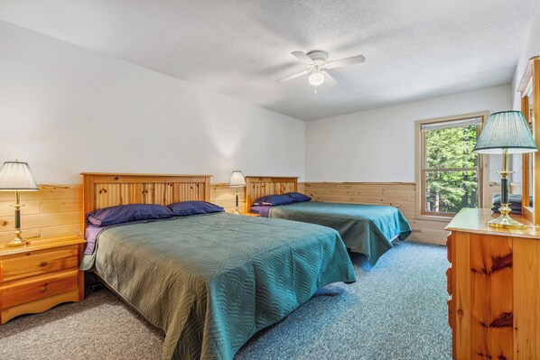 4 bedrooms, iron/ironing board, travel cot, free WiFi