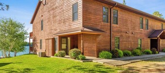 Lakeside Condo #21 4BR 4BA Timberlane Resort