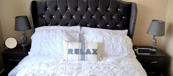 Mideyah Stays - Comfy 2 Bed