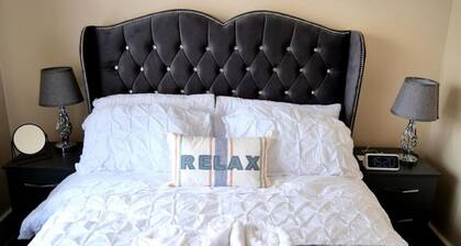 Mideyah Stays - Comfy 2 Bed