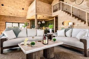 Smart TV, fireplace, video games