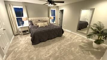 6 bedrooms, WiFi, bed sheets