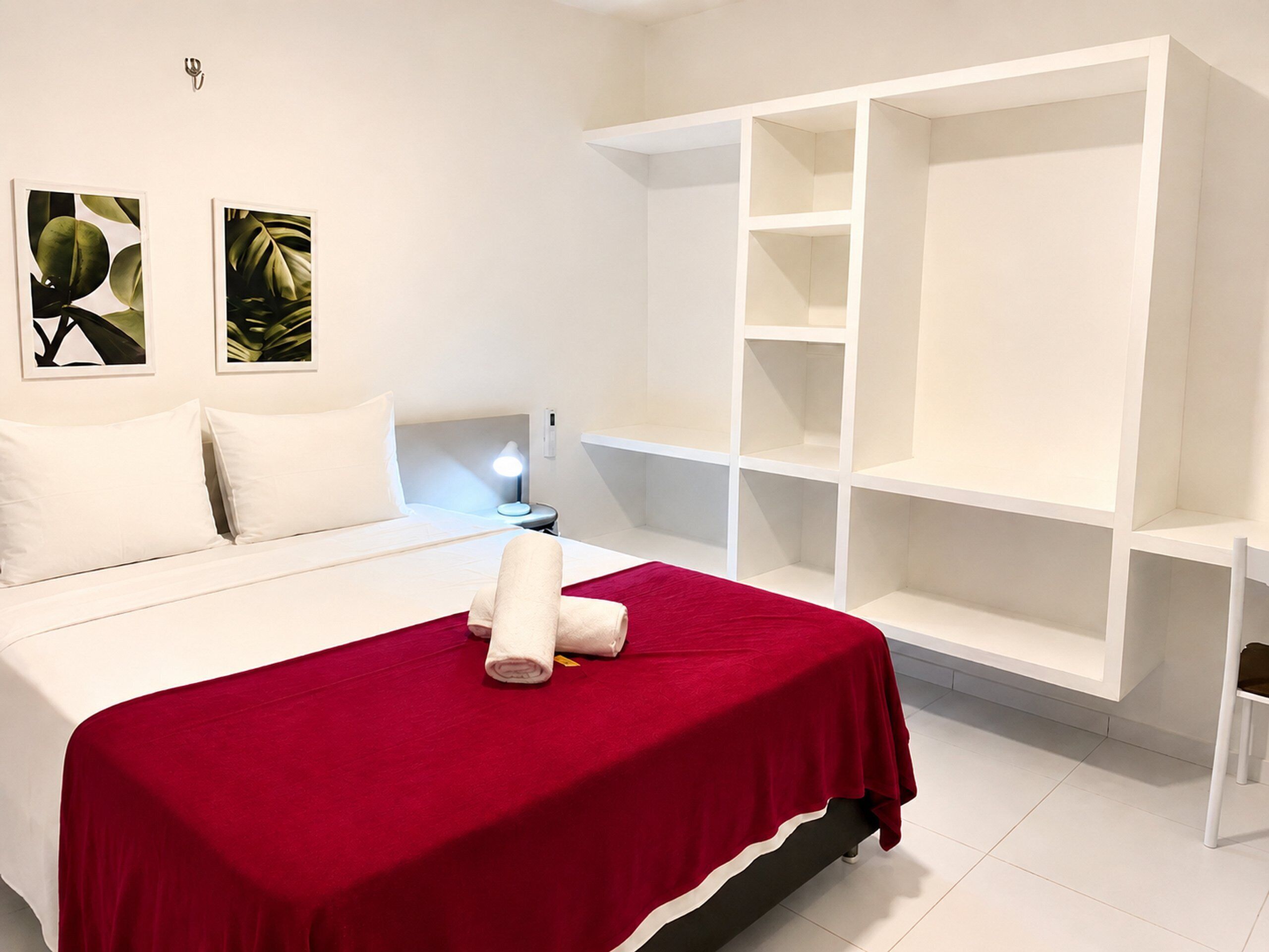 Comfort Apartment | 2 bedrooms, premium bedding, desk, laptop workspace