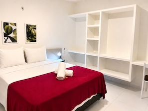 Comfort Apartment | 2 bedrooms, premium bedding, desk, laptop workspace