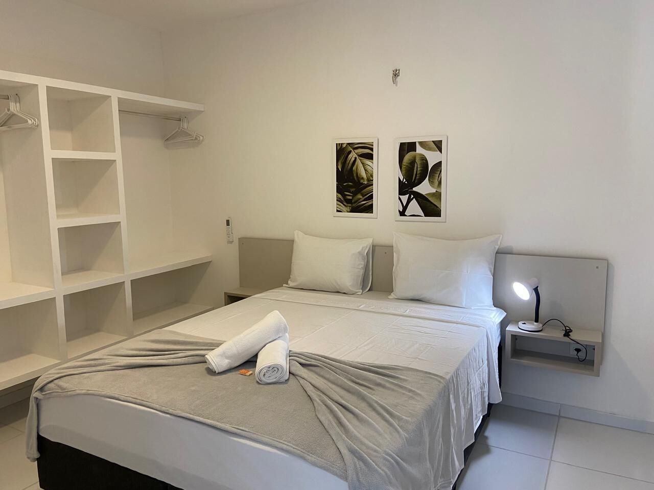 2 bedrooms, premium bedding, desk, laptop workspace