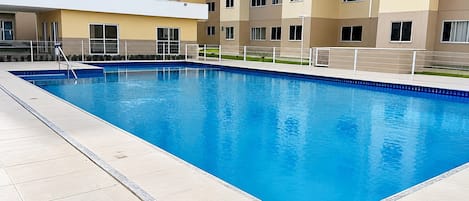 Utomhuspool