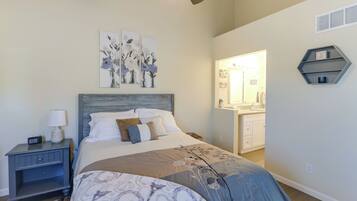 2 chambres, bureau, Wi-Fi, draps fournis