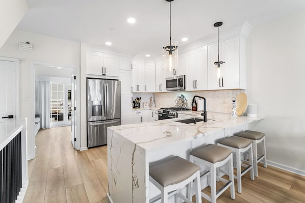 Microwave, oven, stovetop, dishwasher