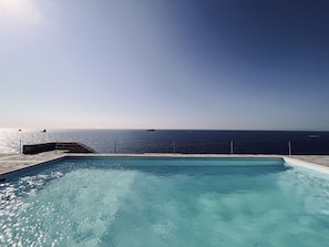 Exterior - Cliff Villa (Paros)