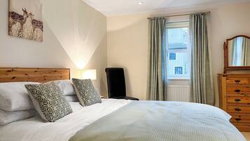 1 bedroom, free WiFi, bed sheets