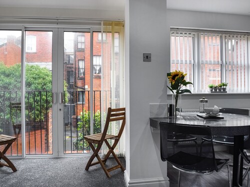 3 bedroom accommodation in Southport