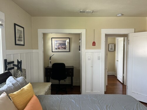 Comfortable Family/Executive/Intern Stay Near META, Google, Stanford & Palo Alto