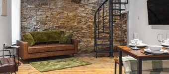 Ye Olde Mottram Chip Shop