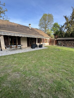 Extérieur