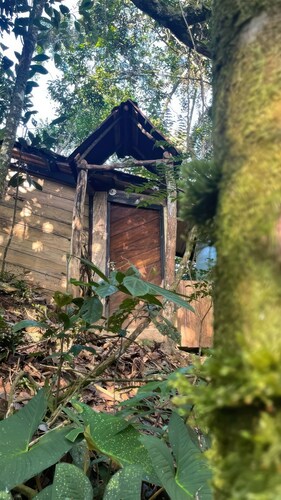 Chalet HIDDEN Access to the Rio Cristalino/Fireplace/Hammocks