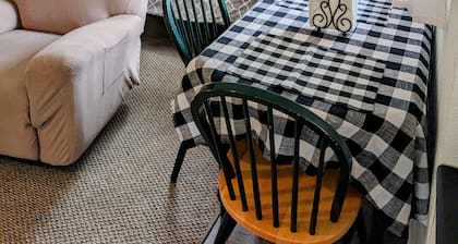 a Cozy Little Cottage with the Nice View of the Surroundings