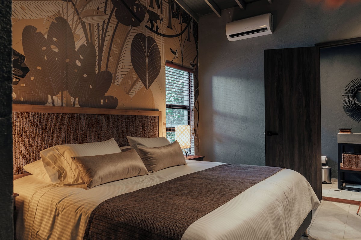 1 bedroom, minibar, in-room safe, individually decorated