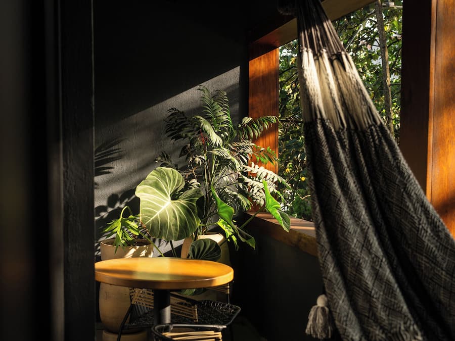 Design Suite, 1 King Bed, Balcony | Minibar, in-room safe, individually decorated, desk