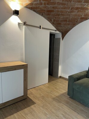 Interior - Cave Apartment (Novi Ligure)