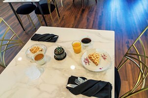 Desayuno a la carta incluido todos los días 