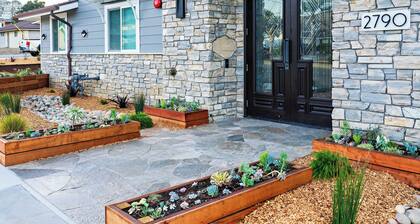 Rhapsody in View Boutique Hotel