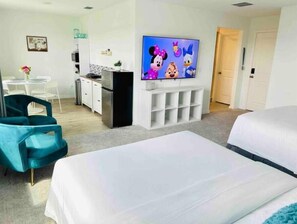 1 室のベッドルーム、アイロン / アイロン台、WiFi (無料)、ベッドシーツ