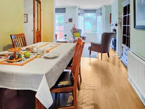 Dining - 3 bedroom accommodation in Keswick, Northern Lake District (Keswick, Northern Lake District)