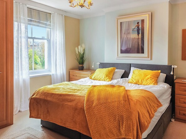 3 bedrooms, free WiFi, bed sheets - 3 bedroom accommodation in Keswick, Northern Lake District (Keswick, Northern Lake District)