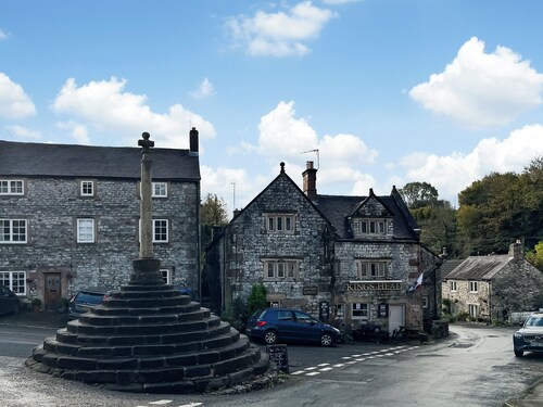 2 bedroom accommodation in Bonsal, near Matlock