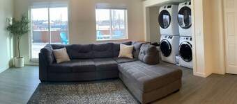 Downtown Studio - White