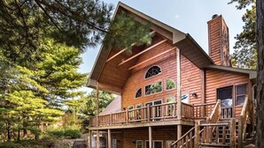 Exterior - Free nite w/wknd offseason;logcabin lake hottub kayak paddleboard pier fireplace (Wild Rose)
