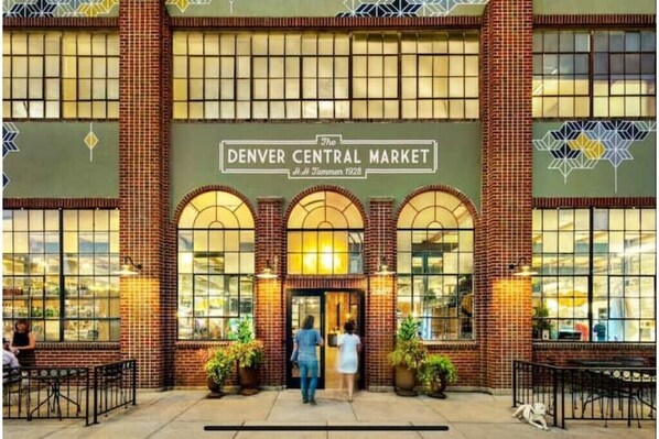 Exterior - Spacious Artist’s House in the middle of Denver
(Denver)