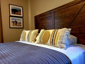 2 chambres, lit parapluie, Wi-Fi, draps fournis