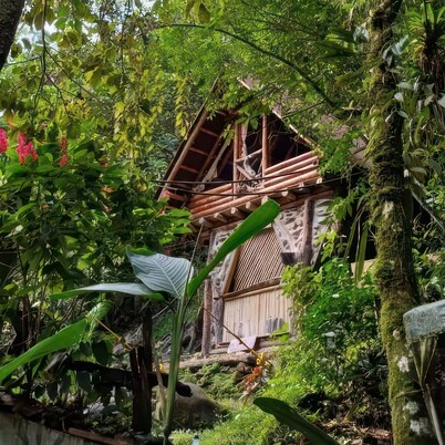 Eco-Crystalline River Eco-Cabin/Hammocks/Fire Pit