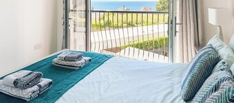 3 bedroom accommodation in Criccieth