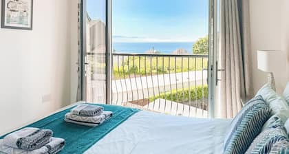 3 bedroom accommodation in Criccieth