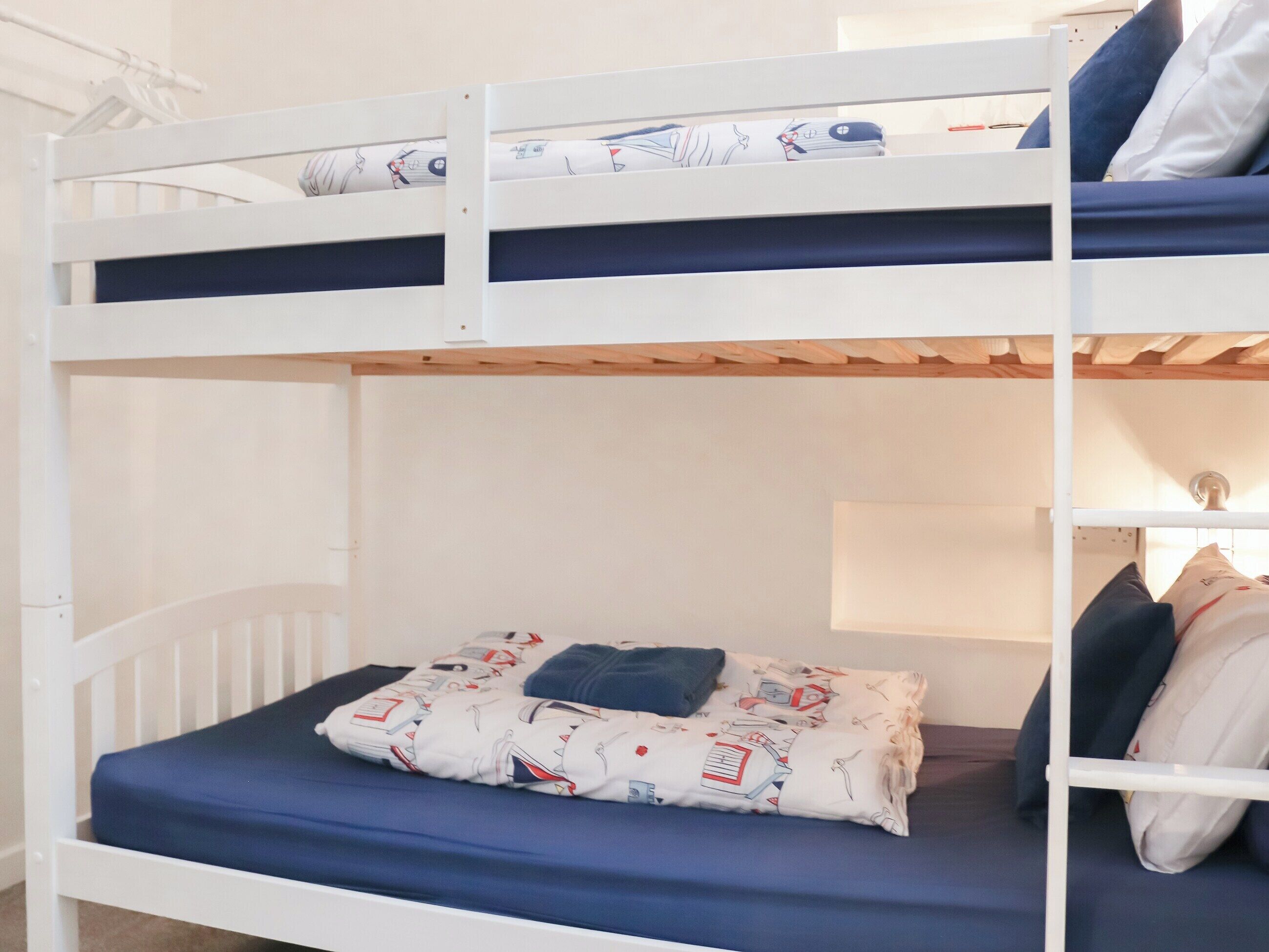 3 Schlafzimmer, kostenloses WLAN, Bettwäsche