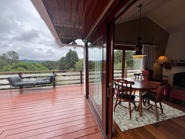 Villa | Property grounds - Wilderness home (Campos do Jordão)