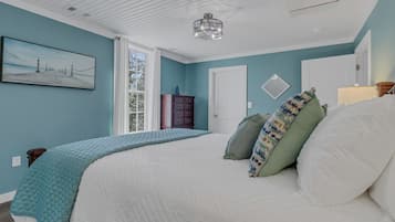 2 bedrooms, desk, iron/ironing board, travel cot