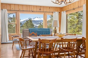 Interior - Family Home w Fun Activities for Every Age (Estes Park)