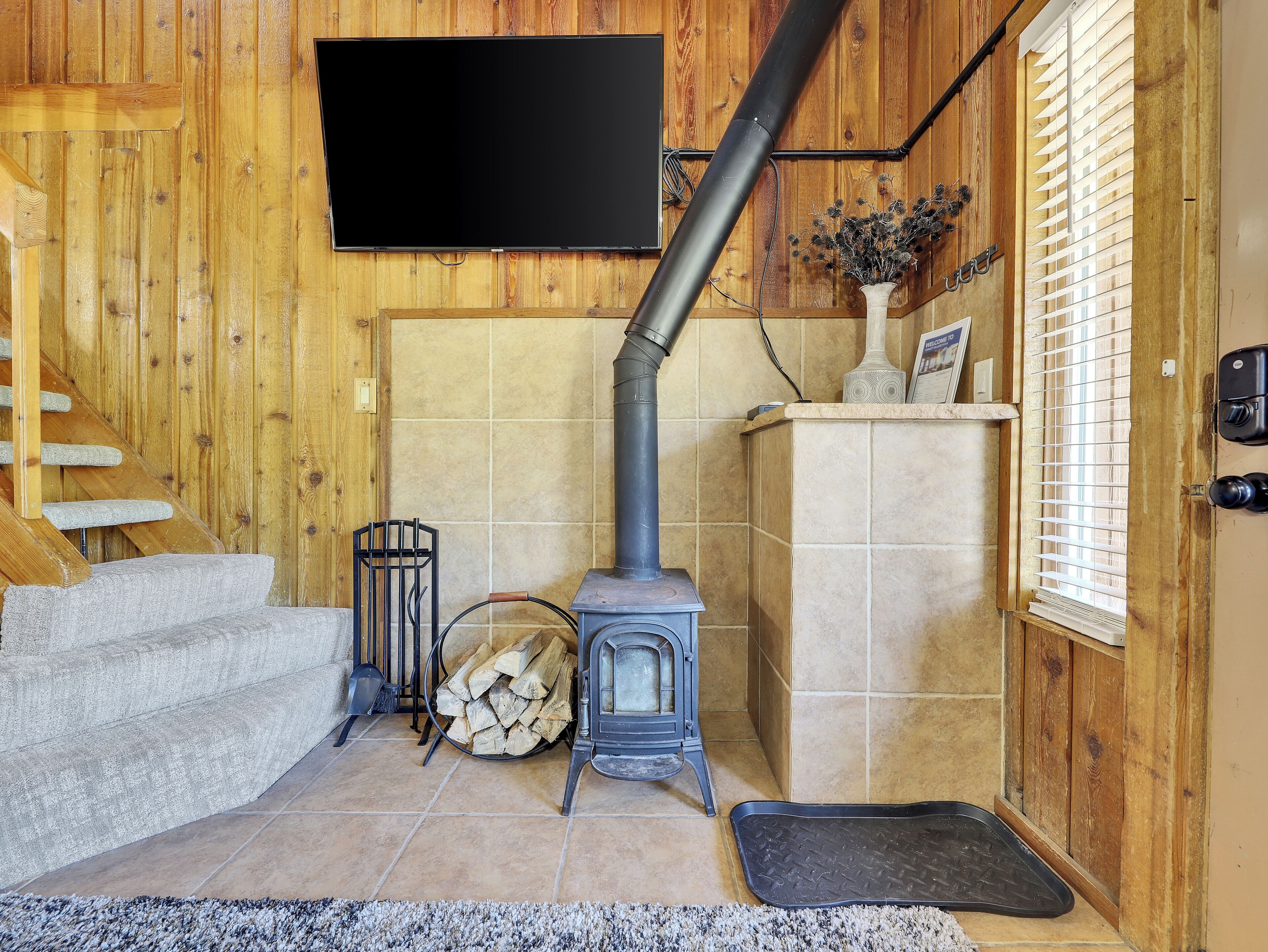 Cozy Brian Head Condo 1/4 Mile From Ski Lift - Brian Head, UT